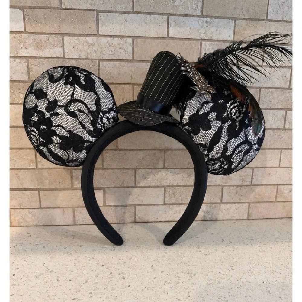 Headband Disney Parks Limited Lace Minnie Mouse Ears Resort RARE